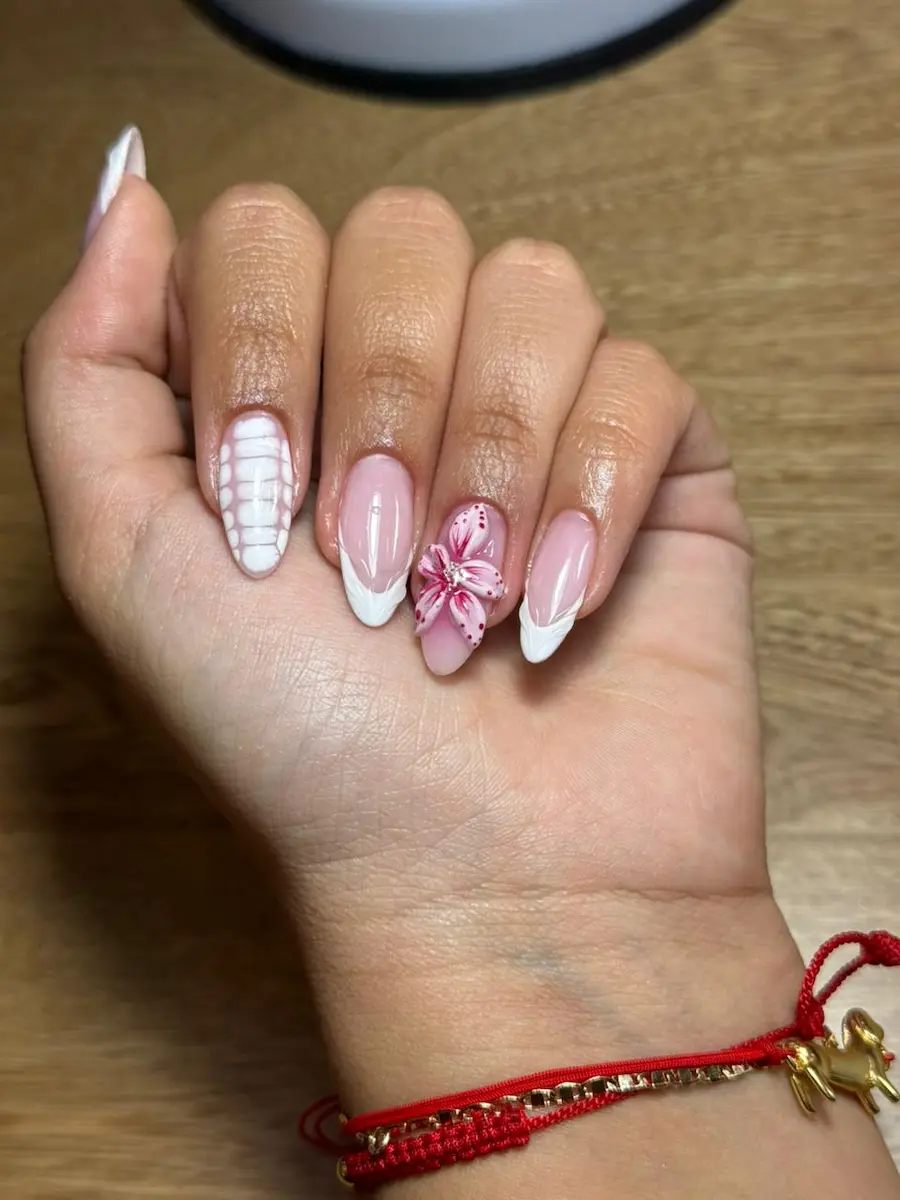 Ambiente spa uñas Belén Medellín — Lunea Estudio